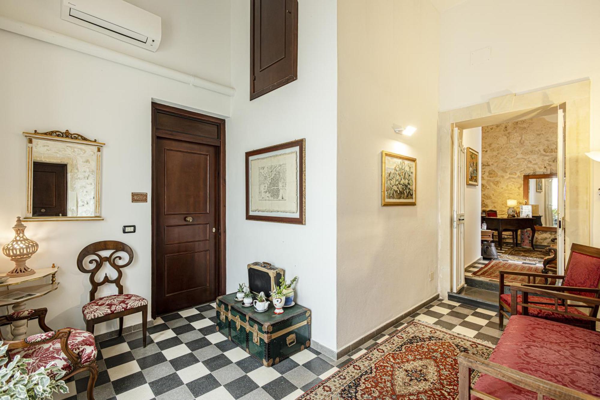 Allotjament i esmorzar Lakkios Charming And