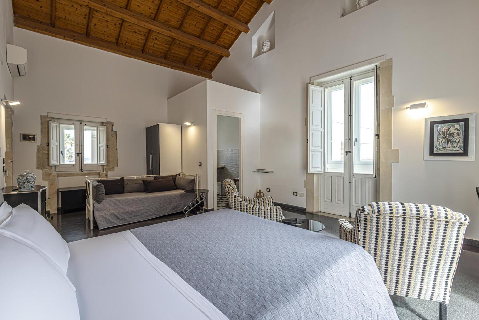 Bed and breakfast Lakkios Charming Suites&rooms