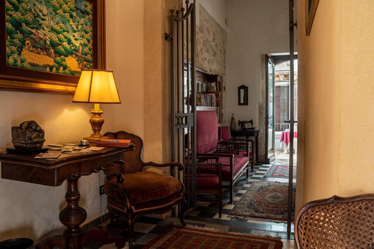 Lakkios Charming And Allotjament i esmorzar 3*